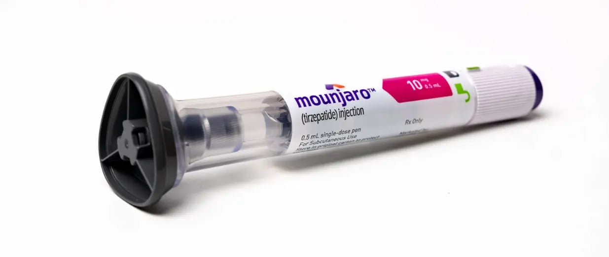 Ein Injektionspen f&uuml;r das Medikament Mounjaro
