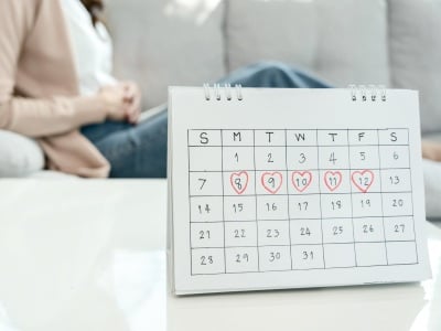 Menstruationszyklus auf dem Kalender
